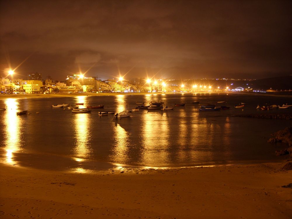 Playa de las Canteras noaptea