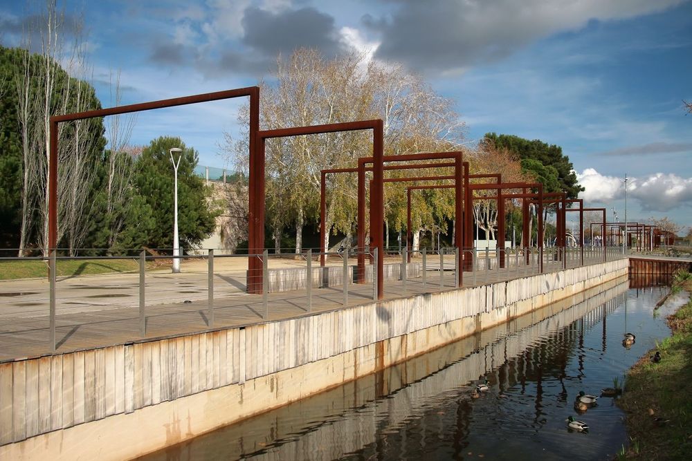 Rambla Marison (Castelldefels, Barcelona, Spanje)